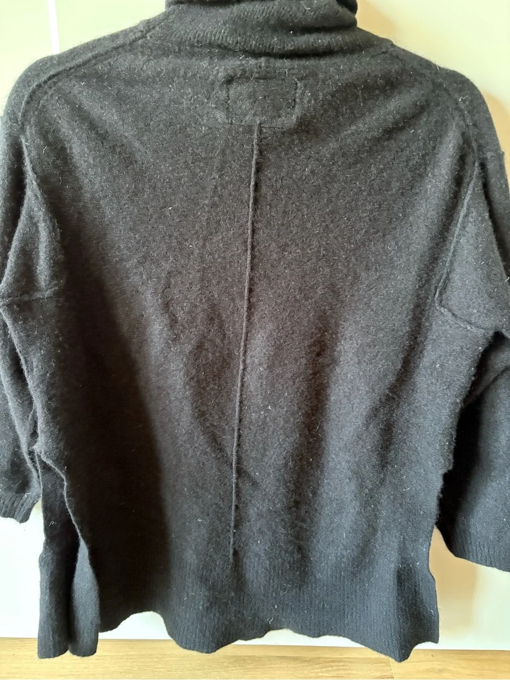 Free People We the Free 100% cashmere turtleneck sweater black Small